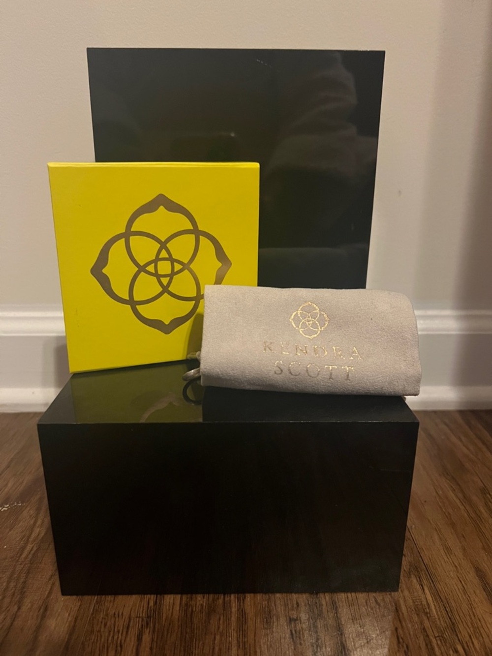 Kendra Scott Taupe Suede Jewelry Dust bag with Magnetic Box